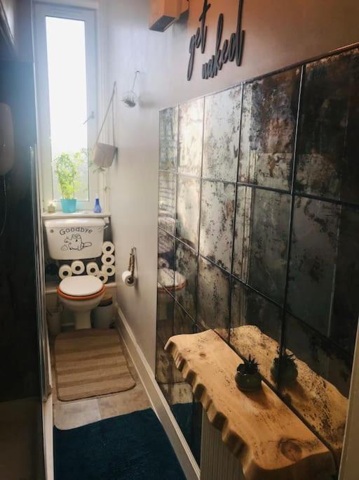 Cosy 2 Bedroom Flat In EDI Kültér fotó