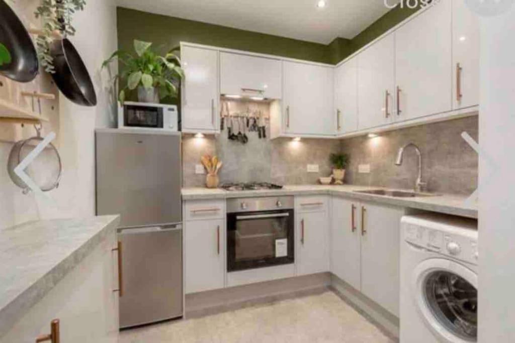 Cosy 2 Bedroom Flat In EDI Kültér fotó